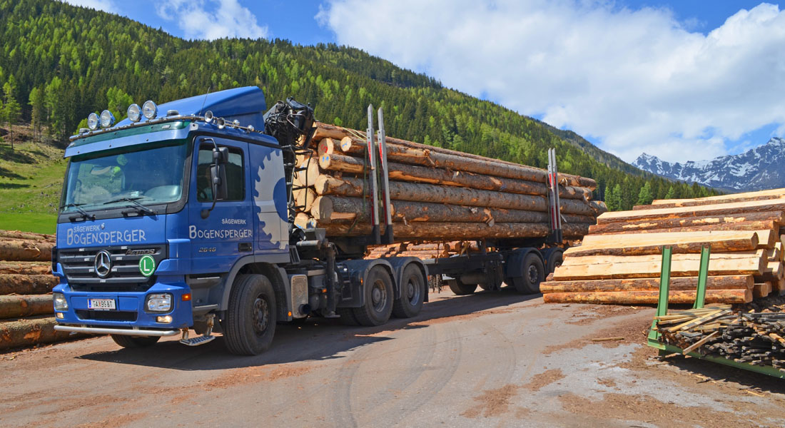 Holztransport Bogensperger Weißpriach